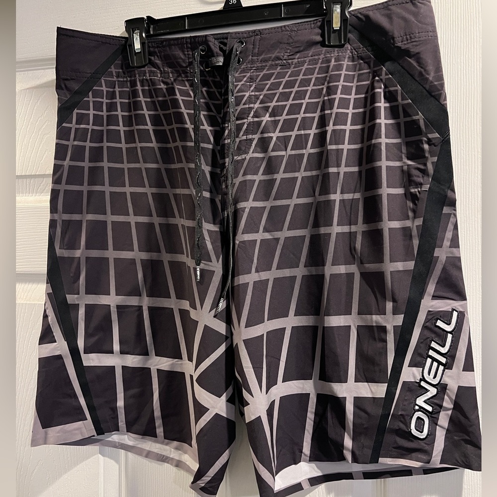NWOT Hyperfreak Black and Gray Board Shorts